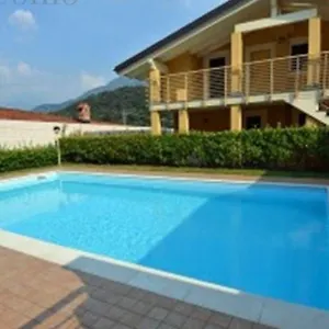Apartment Attico With Swimming Pool, Lenno
